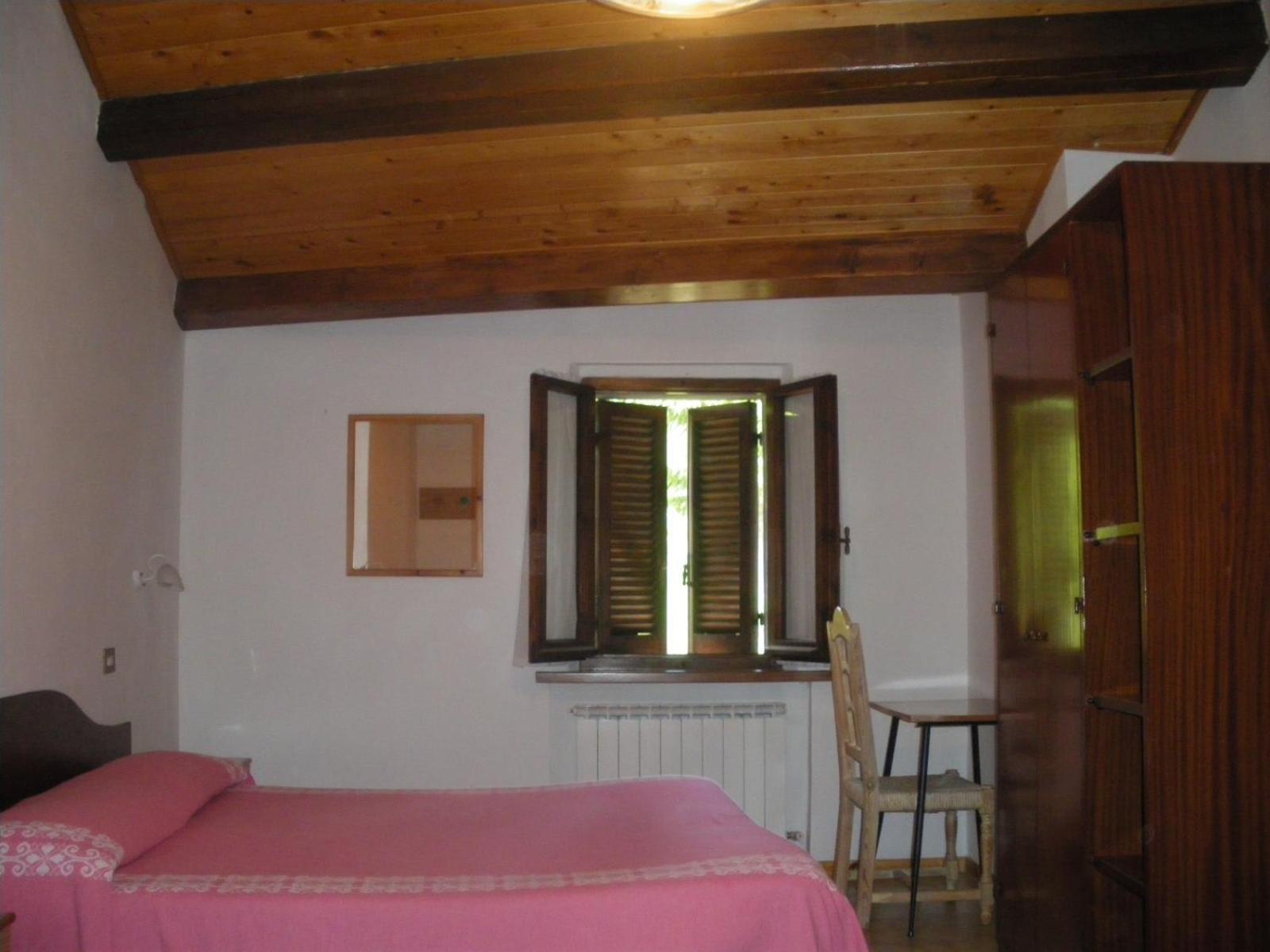 Agriturismo Orsaiola Urbania Luaran gambar