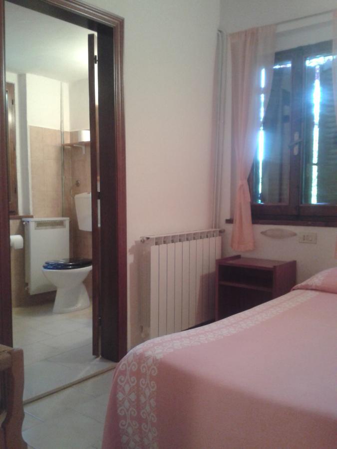 Agriturismo Orsaiola Urbania Luaran gambar
